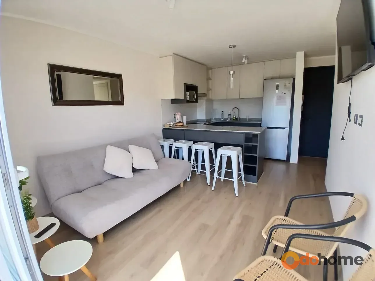 Arriendo Dpto Amoblado 2d1b año corrido  Viña Del Mar - foto 2